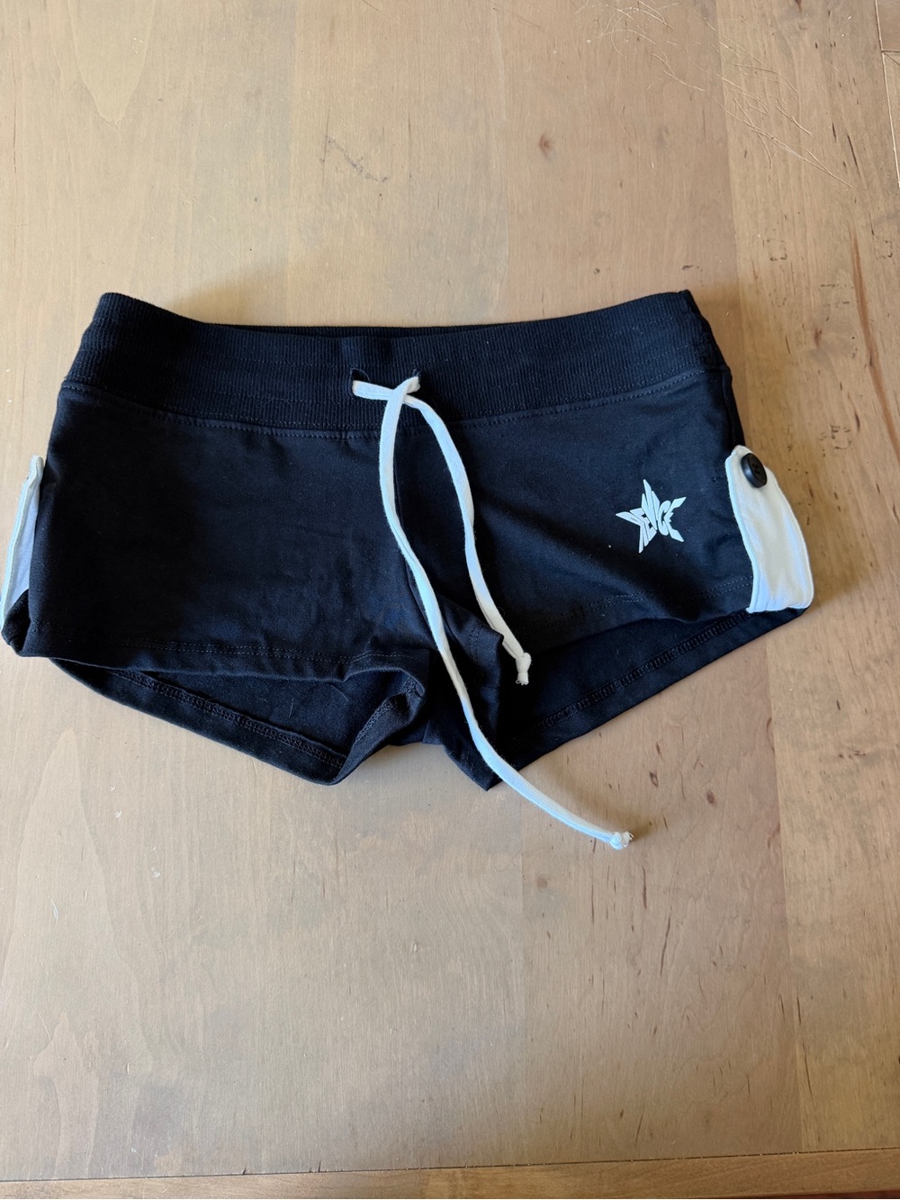 REVICE Shorts